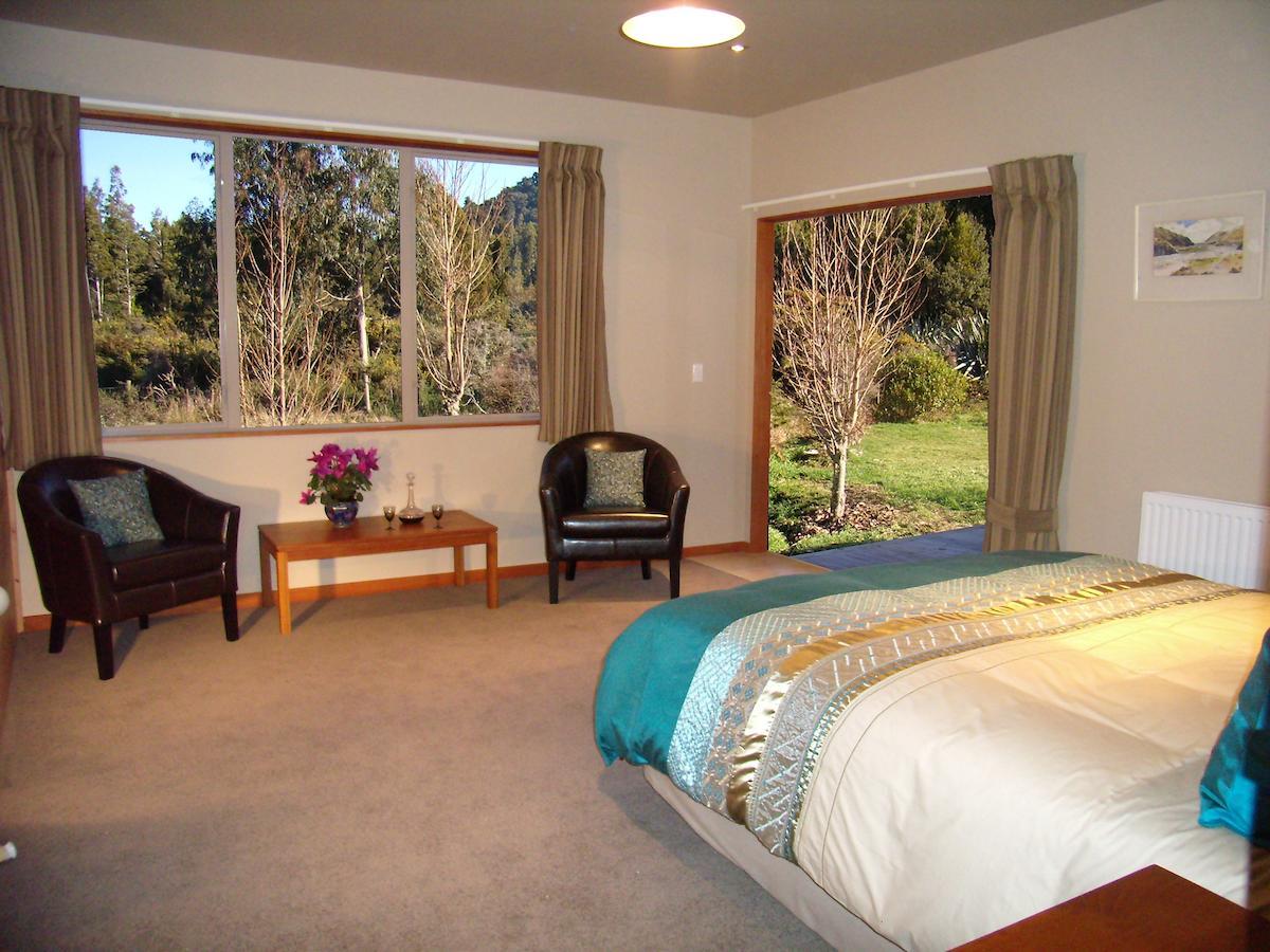 Paramata Lodge Kakapotahi Kamer foto